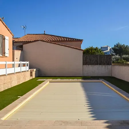 Amazing In Saint-nazaire-daude With Kitchen