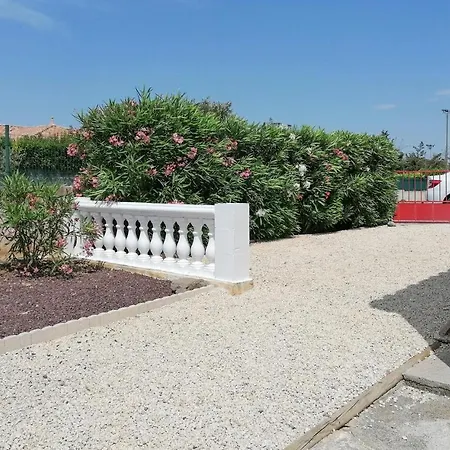 Holiday home Amazing In Saint-nazaire-daude With Kitchen