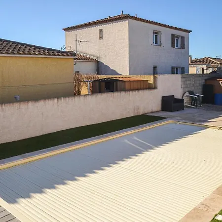 Holiday home Amazing In Saint-nazaire-daude With Kitchen