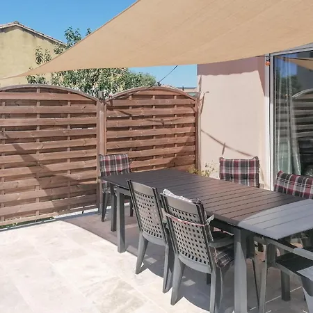 Сasa de vacaciones Amazing In Saint-nazaire-daude With Kitchen Saint-Nazaire-d'Aude